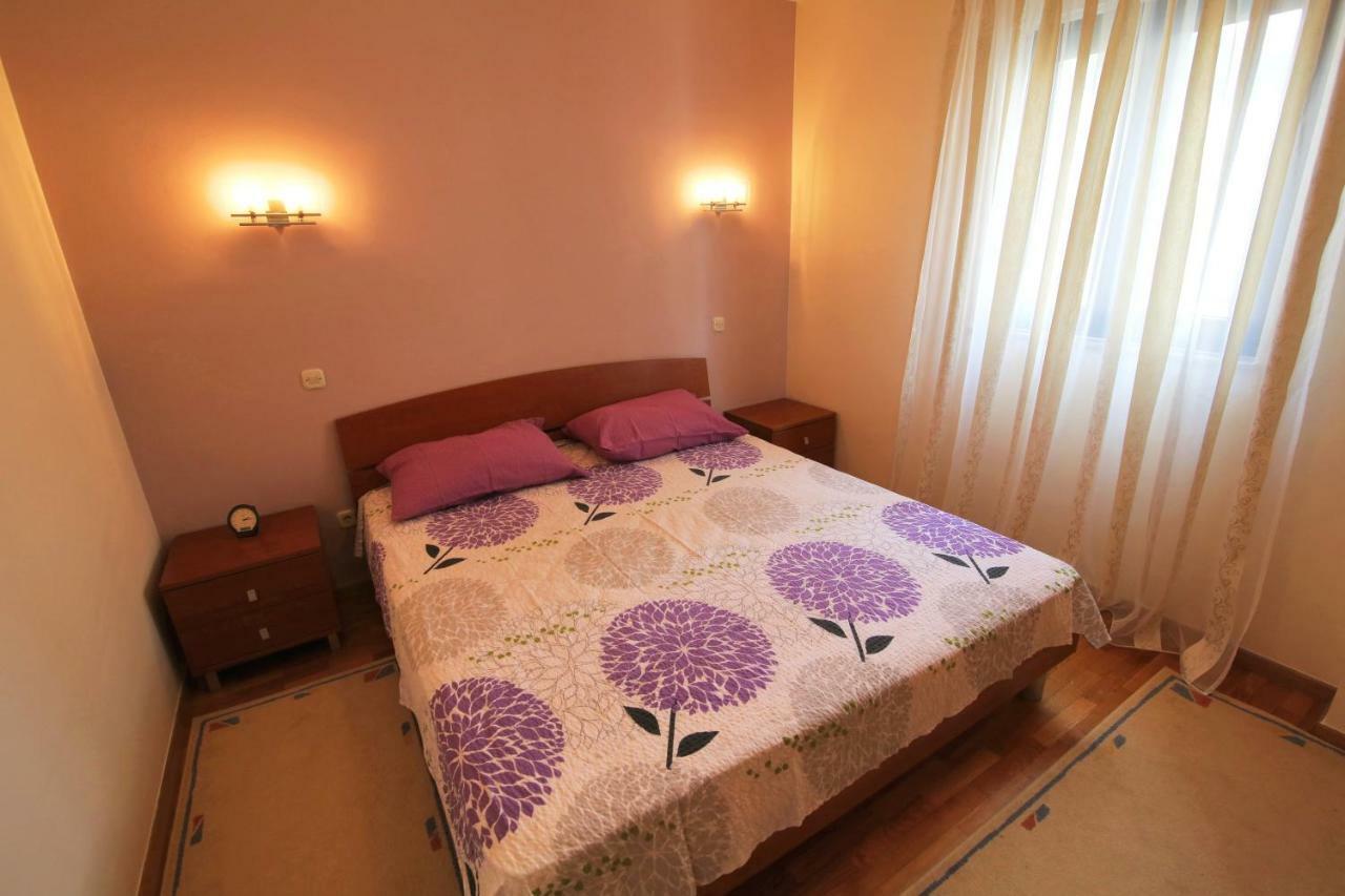 Apartment San Marino 2 *